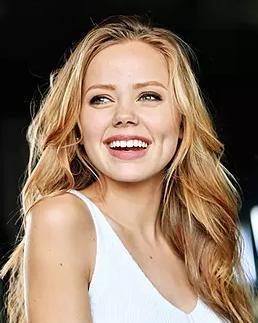 丽莎 安电影在线观看,在线观影，揭开神秘面纱  第1张